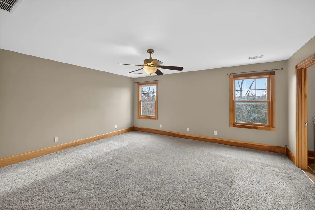 315 Lakeland Drive Harrodsburg KY 40330