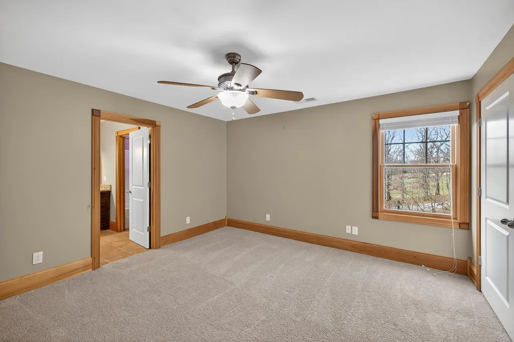 315 Lakeland Drive Harrodsburg KY 40330