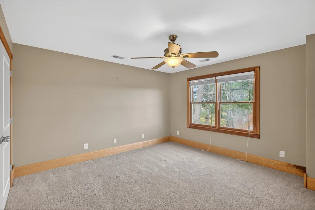 315 Lakeland Drive Harrodsburg KY 40330