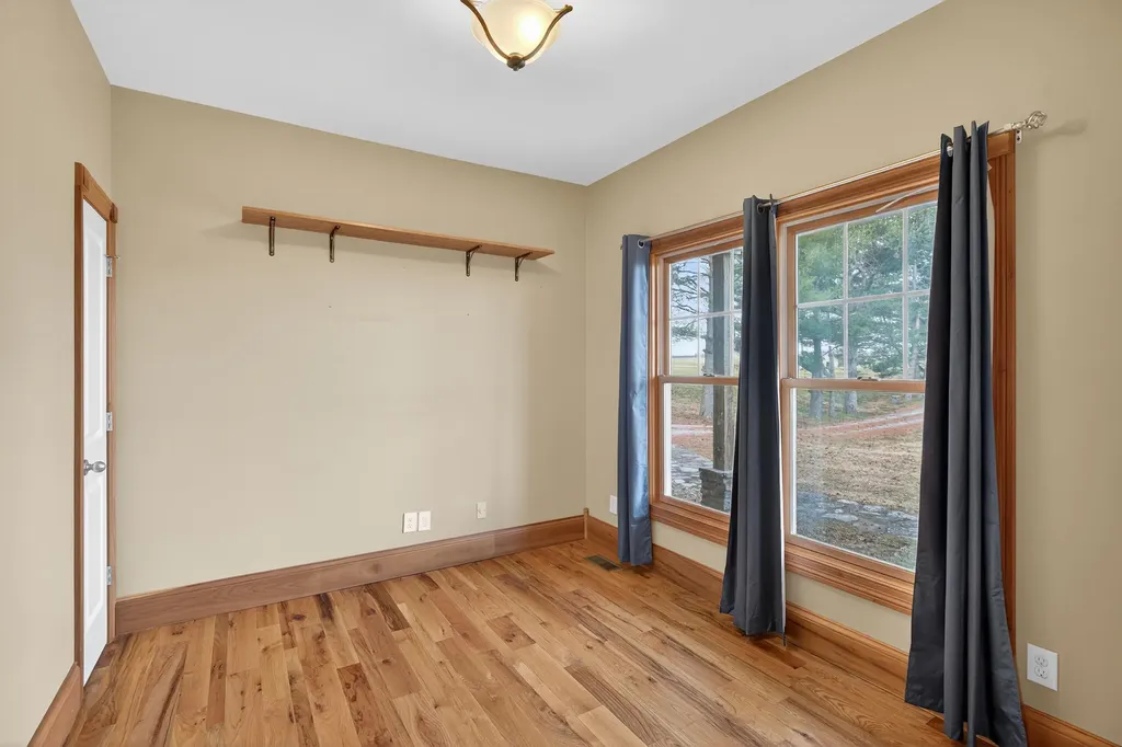 315 Lakeland Drive Harrodsburg KY 40330