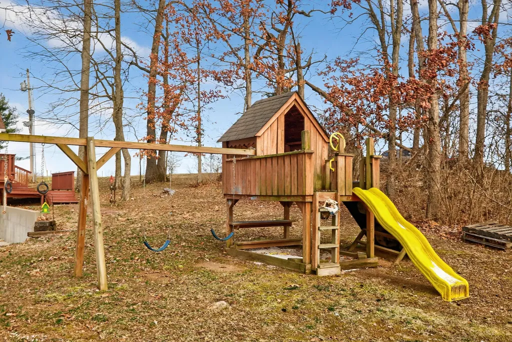 315 Lakeland Drive Harrodsburg KY 40330