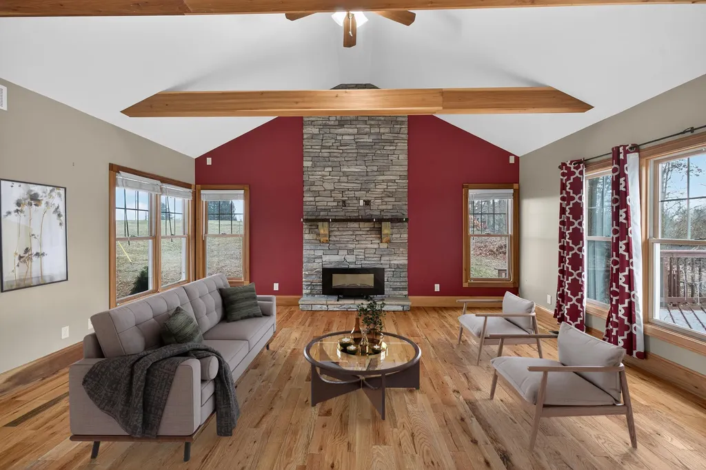 315 Lakeland Drive Harrodsburg KY 40330