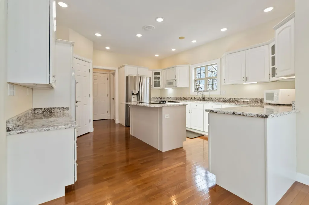 371 Lakeview Drive Jamestown KY 42629