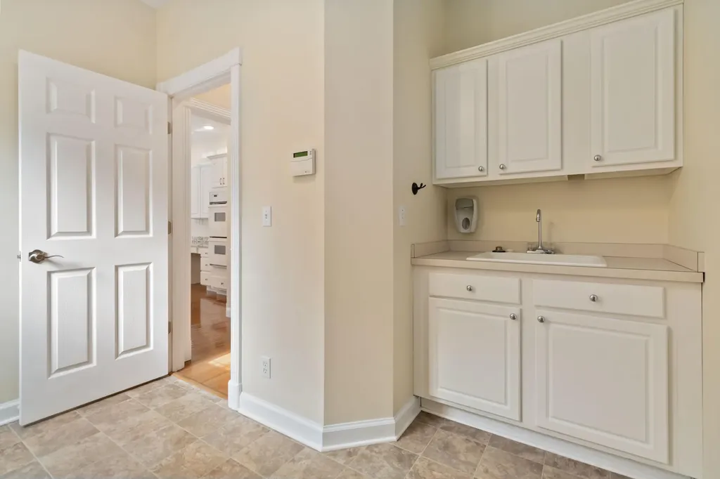 371 Lakeview Drive Jamestown KY 42629