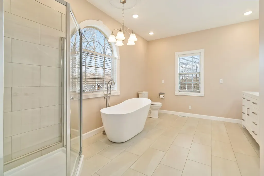 371 Lakeview Drive Jamestown KY 42629