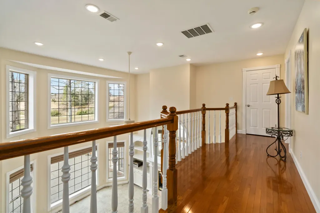 371 Lakeview Drive Jamestown KY 42629