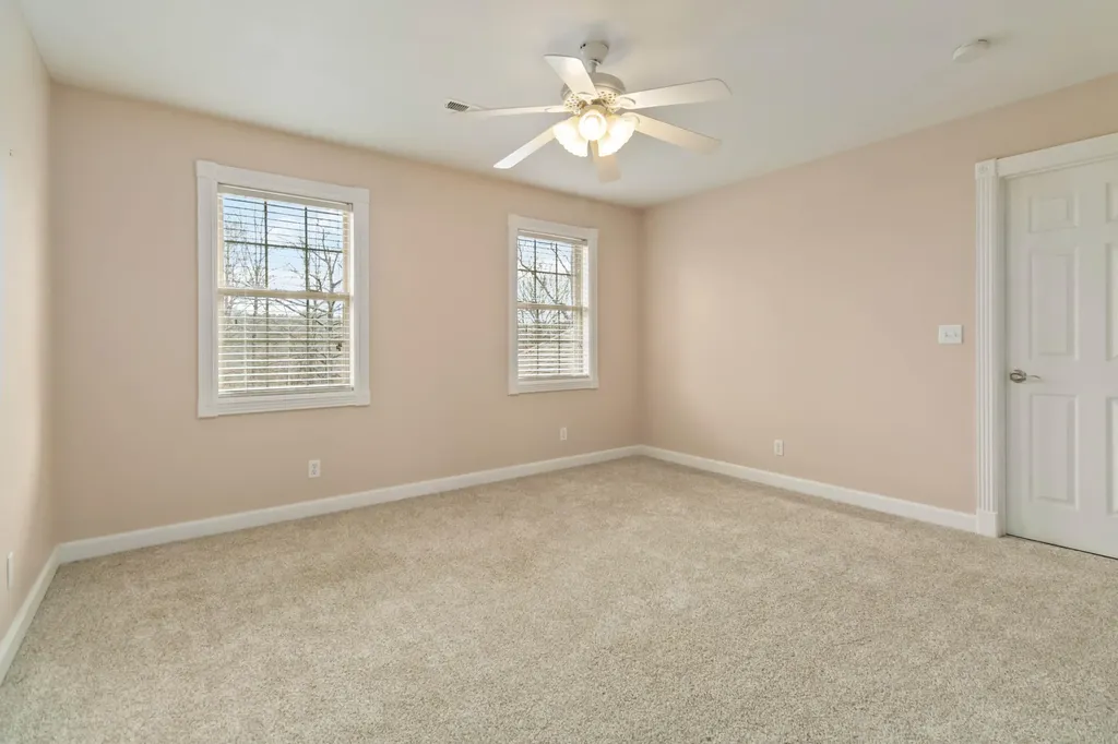 371 Lakeview Drive Jamestown KY 42629