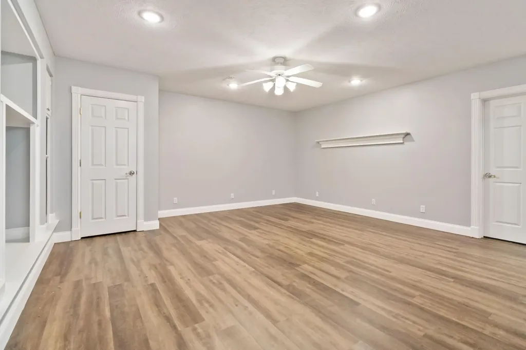 371 Lakeview Drive Jamestown KY 42629