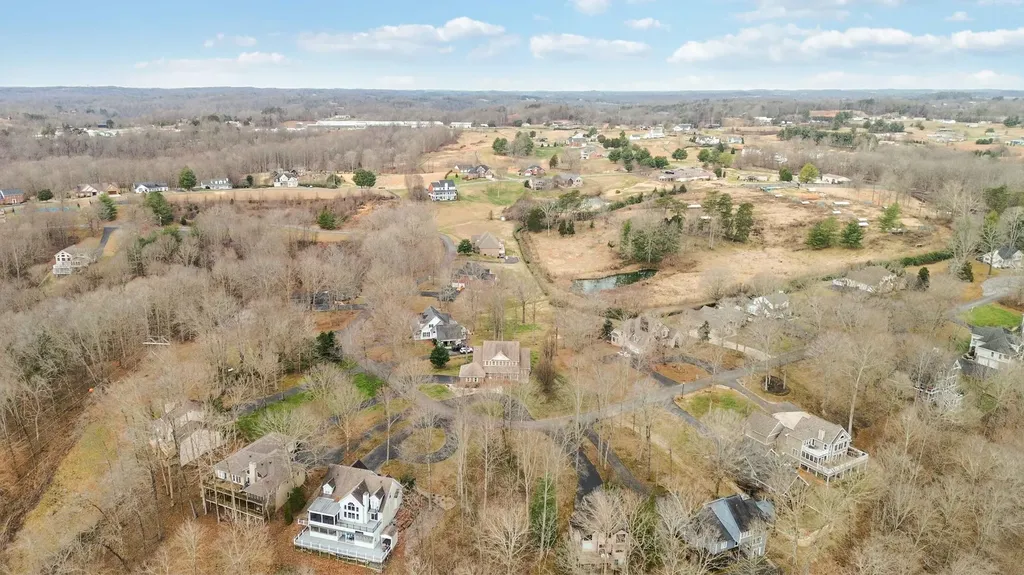 371 Lakeview Drive Jamestown KY 42629
