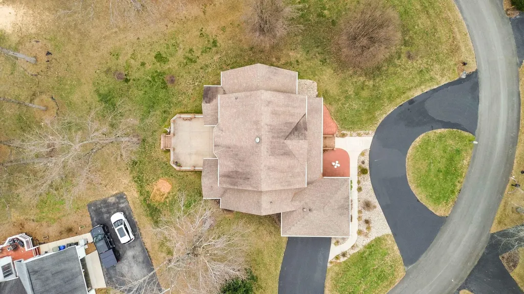 371 Lakeview Drive Jamestown KY 42629