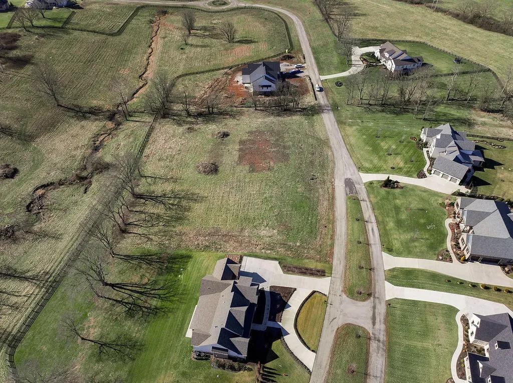 123 Doe Run Road Nicholasville KY 40356