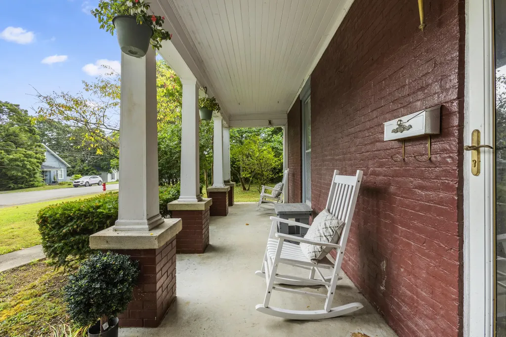302 Broadway Street Nicholasville KY 40356