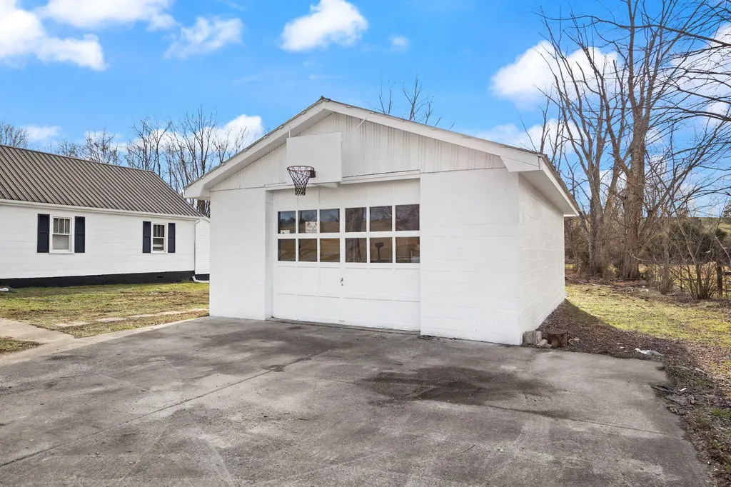1303 Ringgold Road Somerset KY 42503