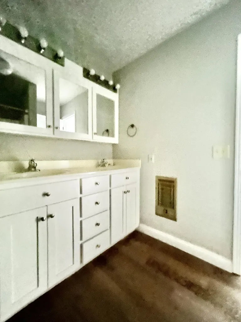 500 Meadowlark Drive Somerset KY 42503