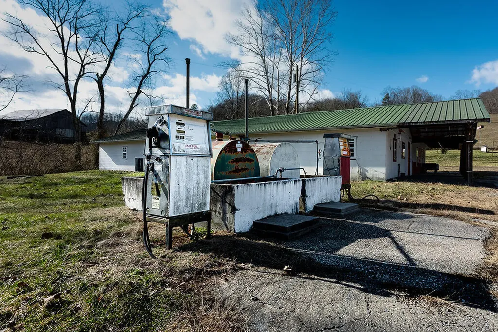 40 Hidden Treasure Lane Vanceburg KY 41179