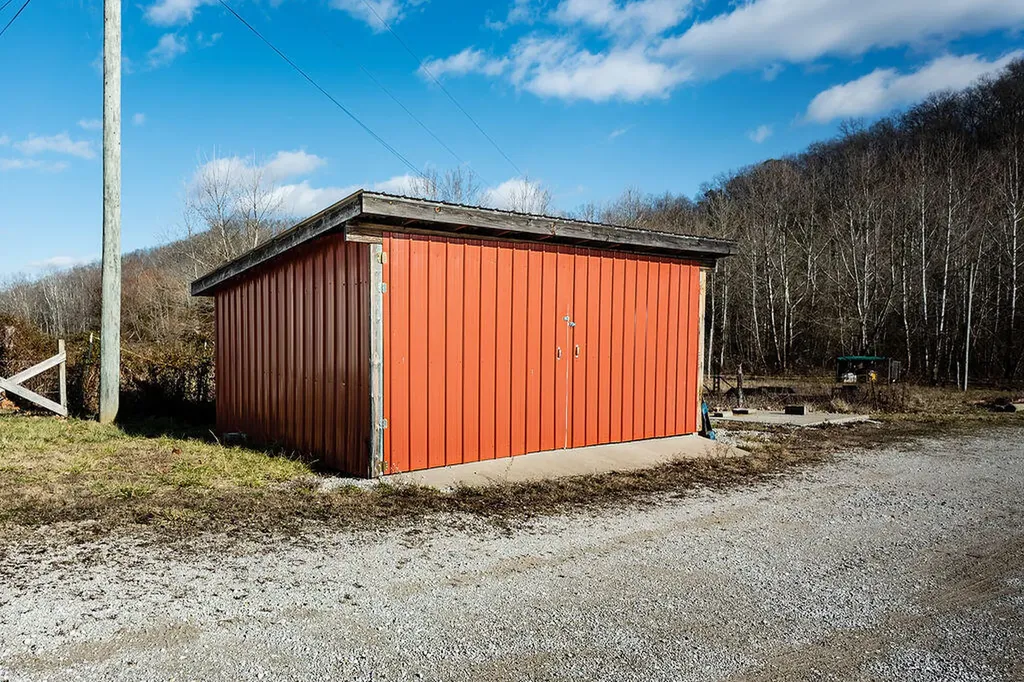 40 Hidden Treasure Lane Vanceburg KY 41179