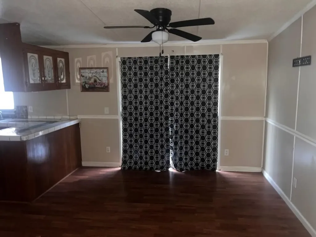 321 Gabriels Fork Kimper KY 41539