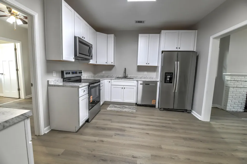126 Devonia Avenue Lexington KY 40505