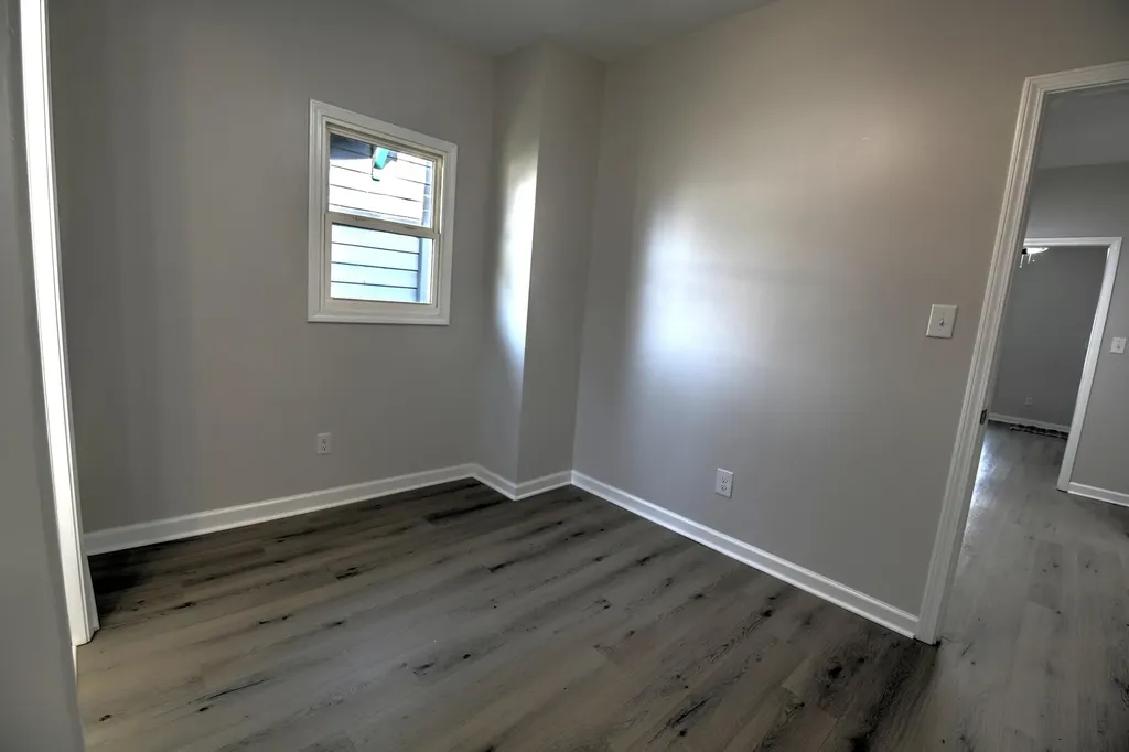 126 Devonia Avenue Lexington KY 40505