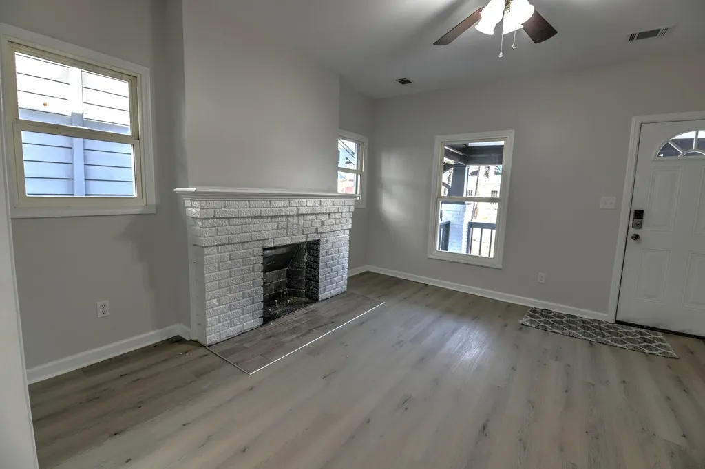 126 Devonia Avenue Lexington KY 40505