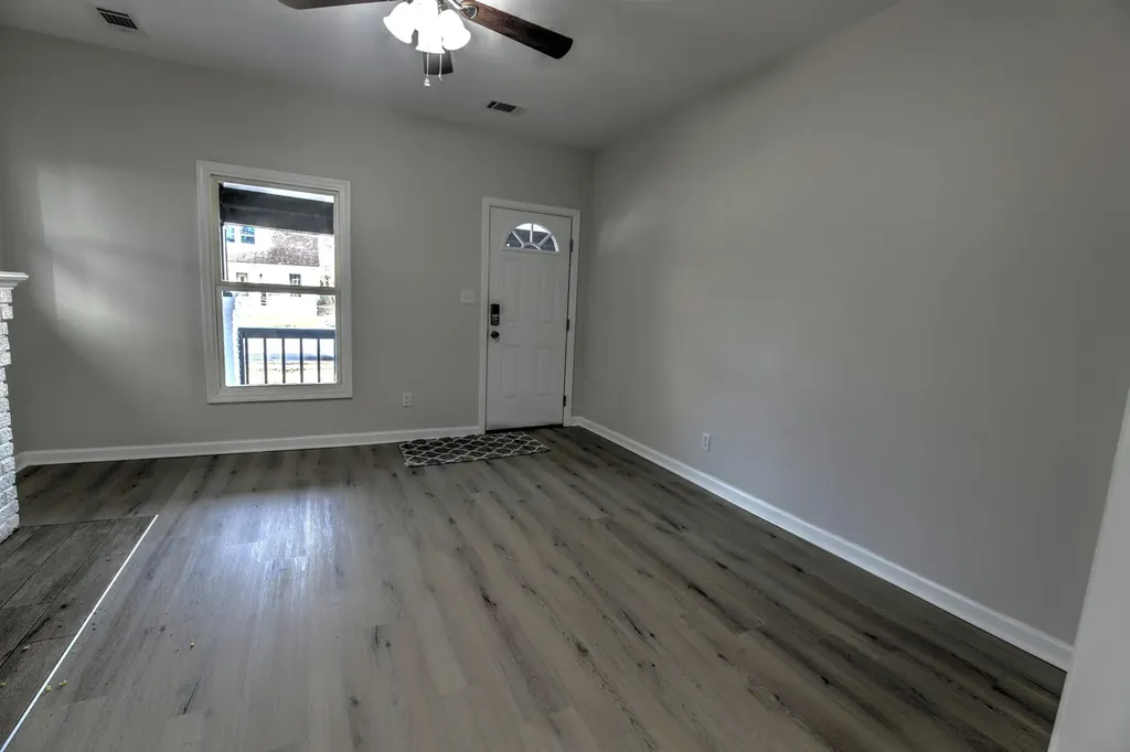 126 Devonia Avenue Lexington KY 40505