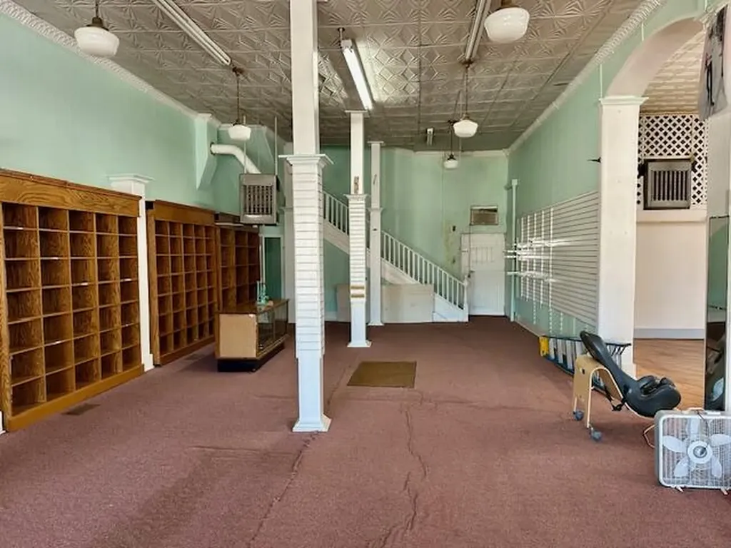 35 Public Lancaster KY 40444