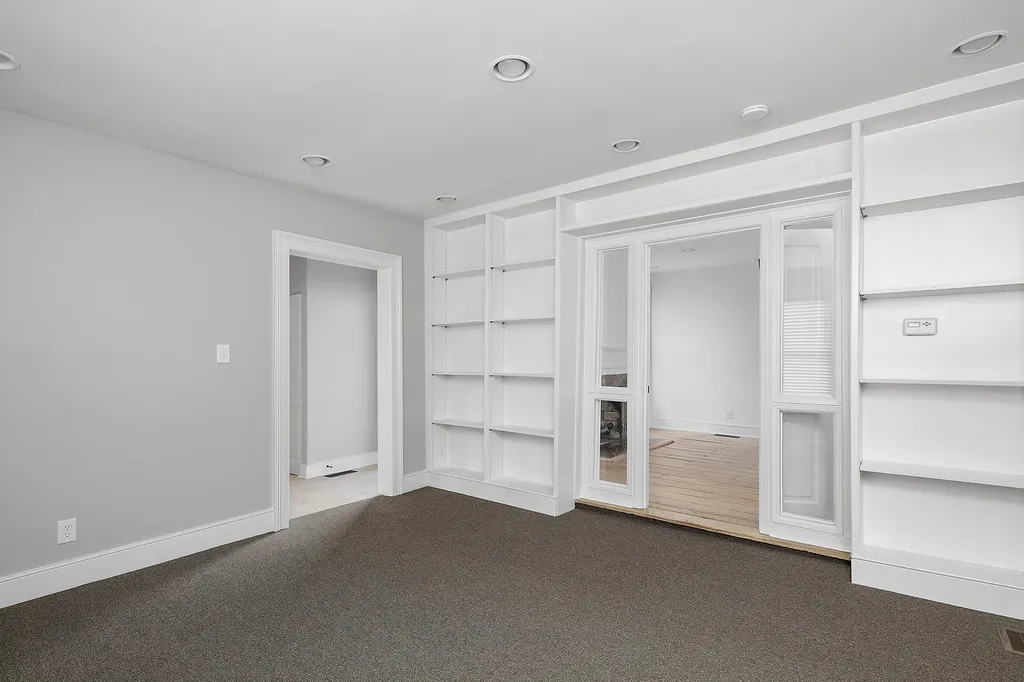 642 W Main Street Lexington KY 40508