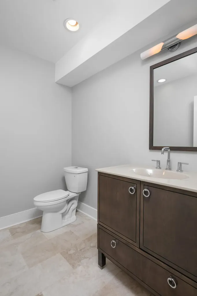 642 W Main Street Lexington KY 40508