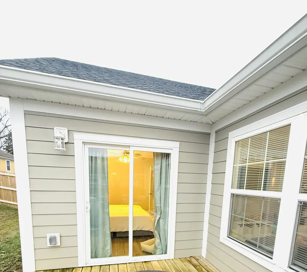 2005 Leslee Way Lawrenceburg KY 40342
