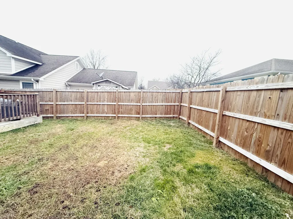 2005 Leslee Way Lawrenceburg KY 40342
