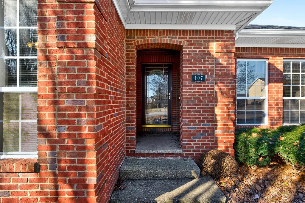 107 Woodduck Court Winchester KY 40391