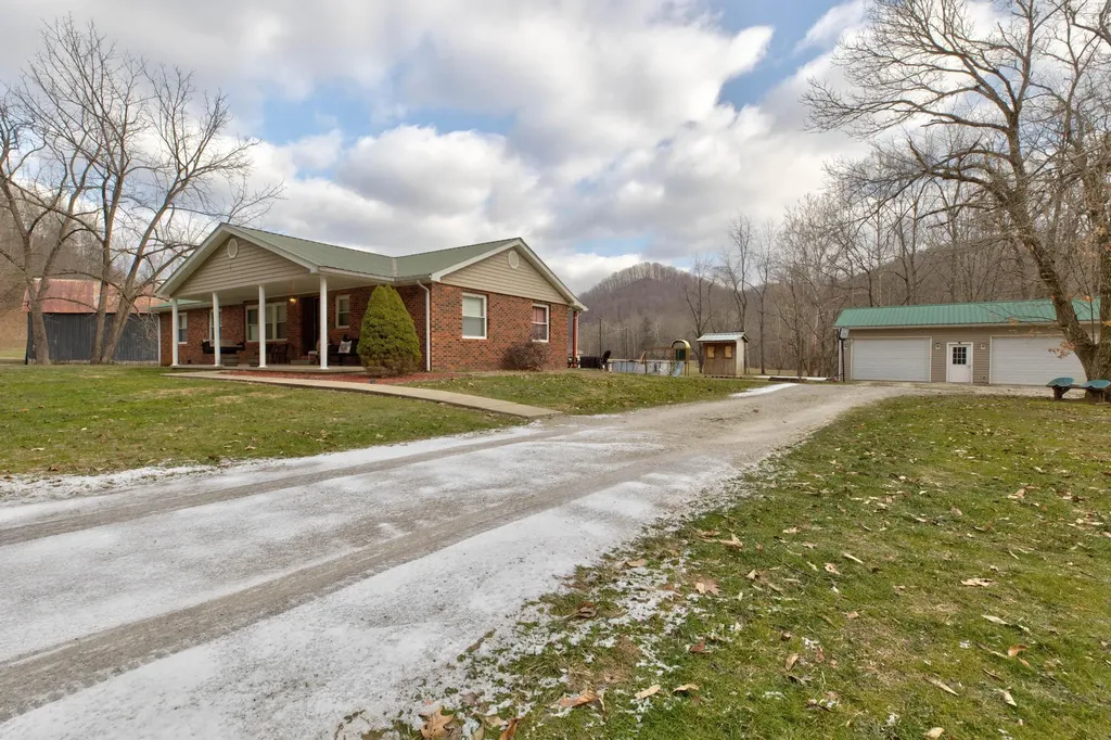 410 Poplar Hollow Road Morehead KY 40351