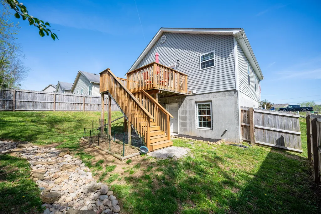 112 Newport Lane Berea KY 40403