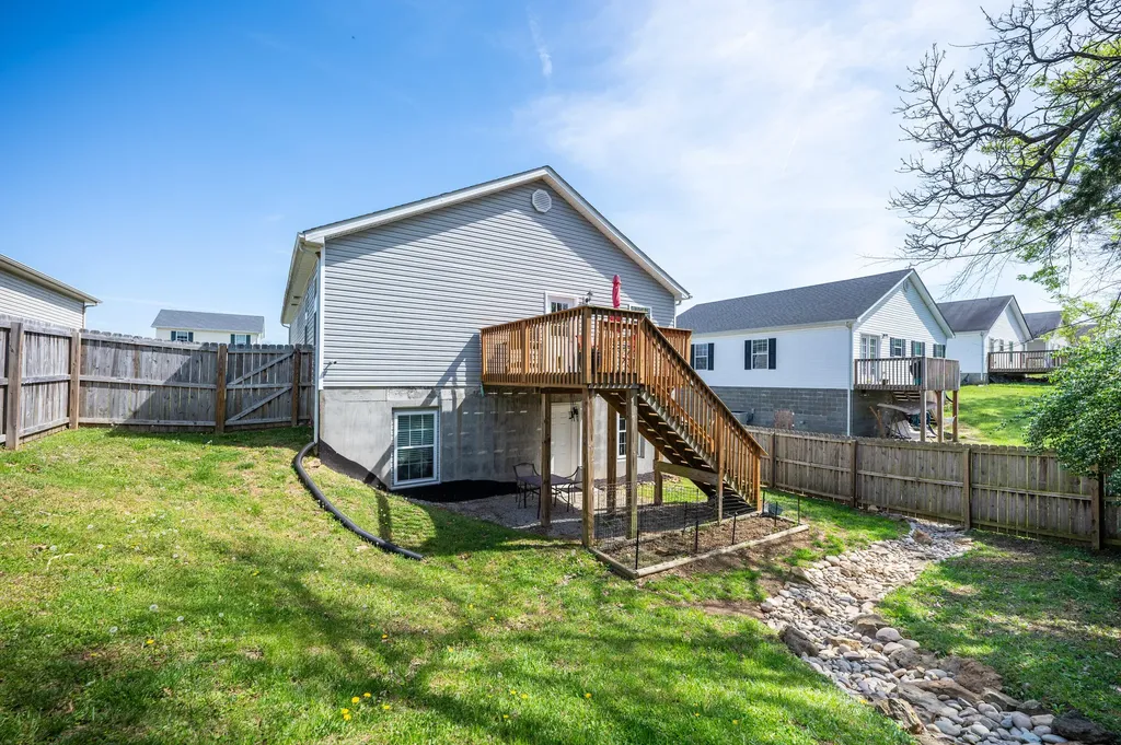 112 Newport Lane Berea KY 40403