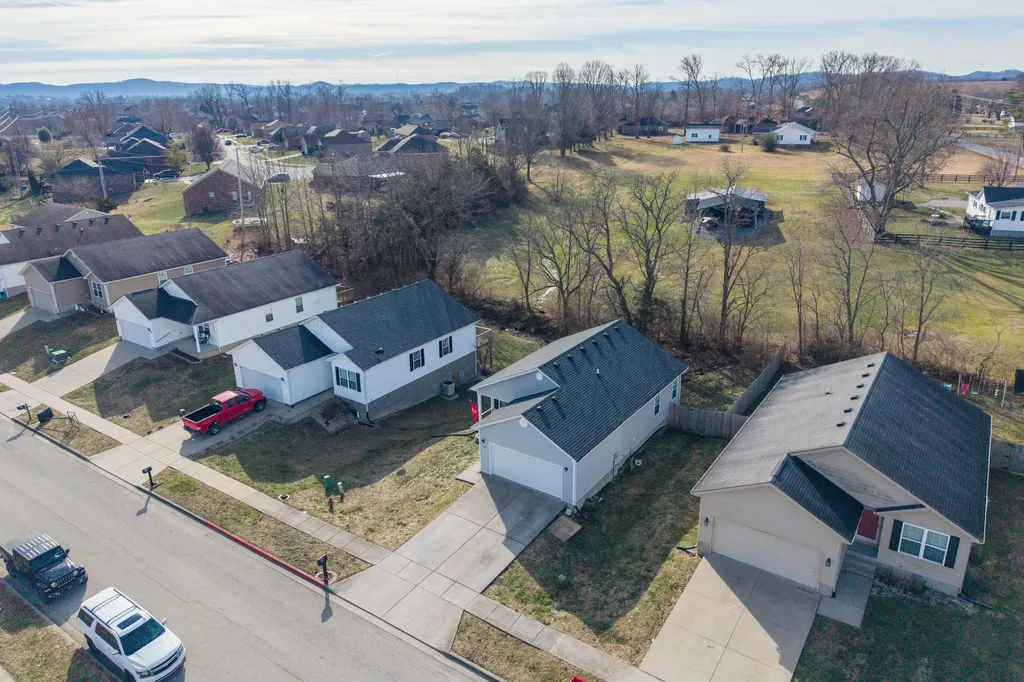 112 Newport Lane Berea KY 40403