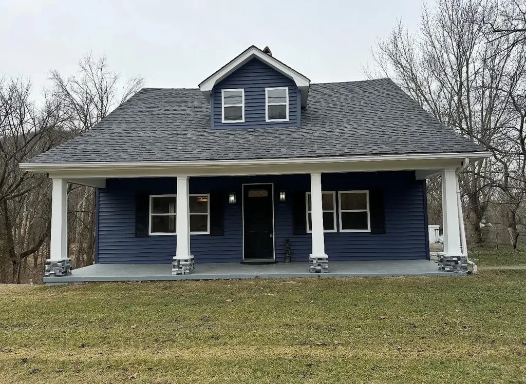 1121 Winchester Road Irvine KY 40336