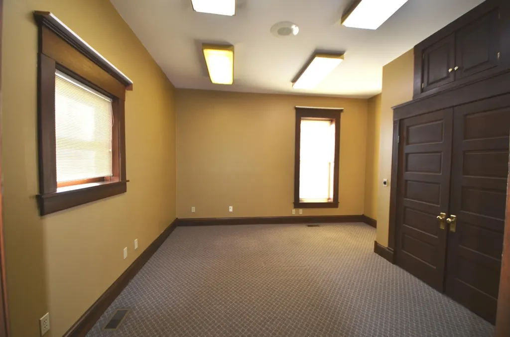 333 S Main Street Harrodsburg KY 40330