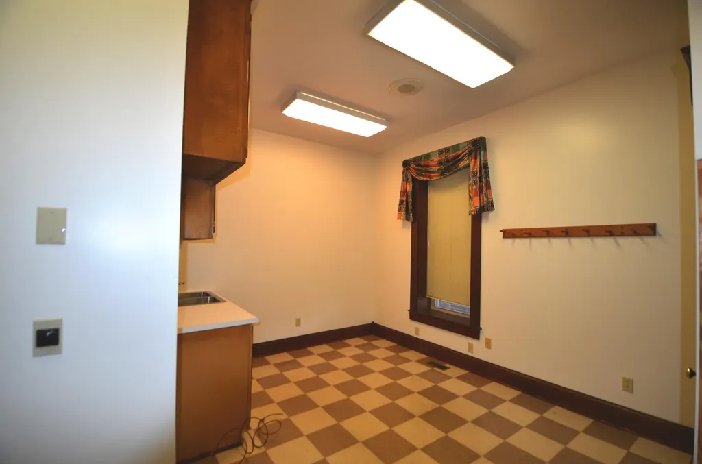 333 S Main Street Harrodsburg KY 40330