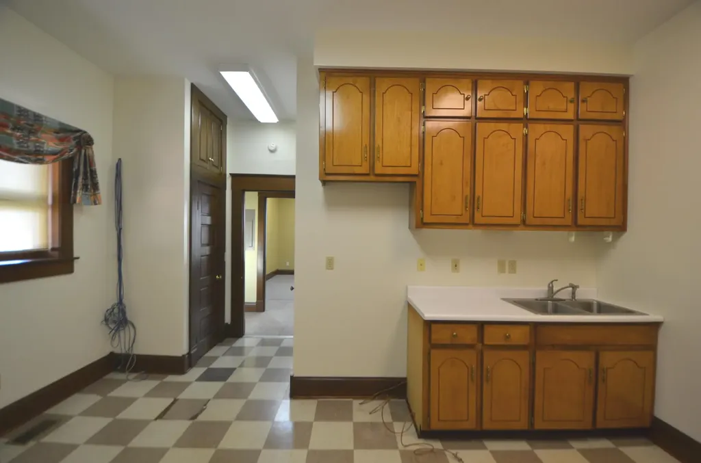 333 S Main Street Harrodsburg KY 40330