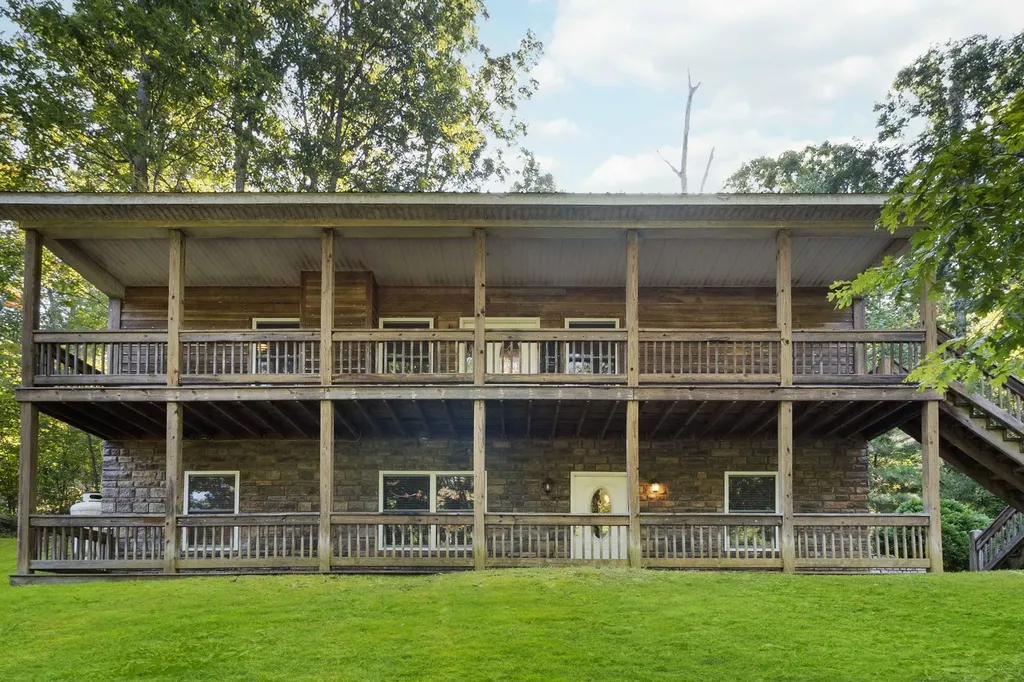 620 Harmony Lane Burnside KY 42519