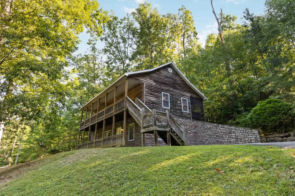 620 Harmony Lane Burnside KY 42519