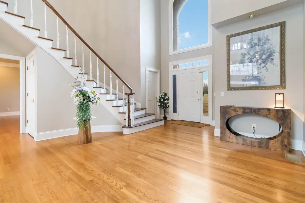 484 Woods Edge Drive London KY 40741