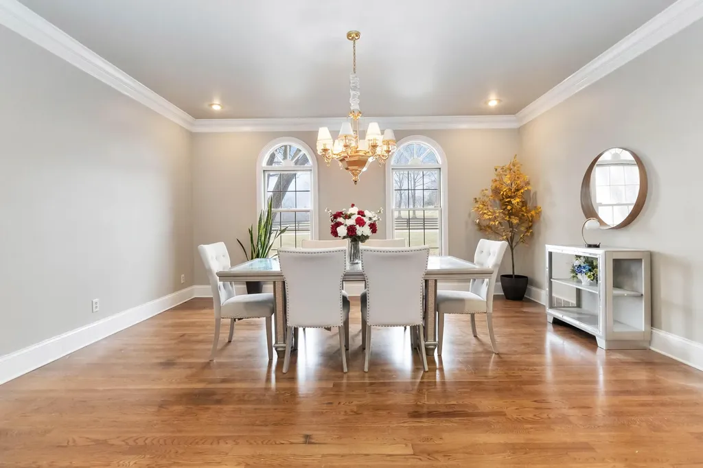 484 Woods Edge Drive London KY 40741