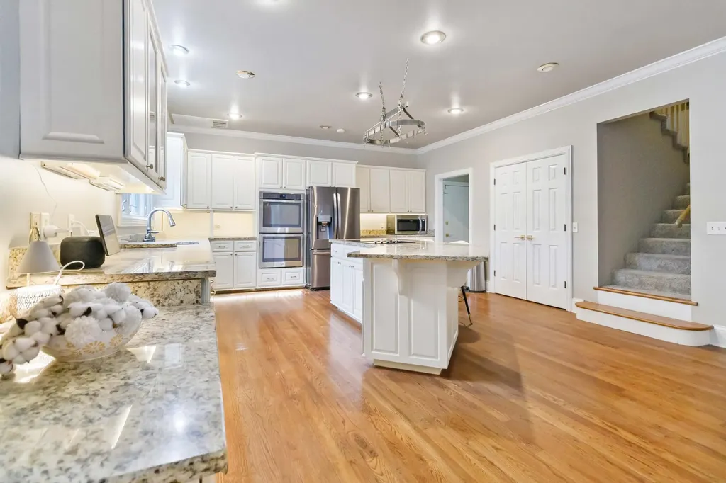 484 Woods Edge Drive London KY 40741