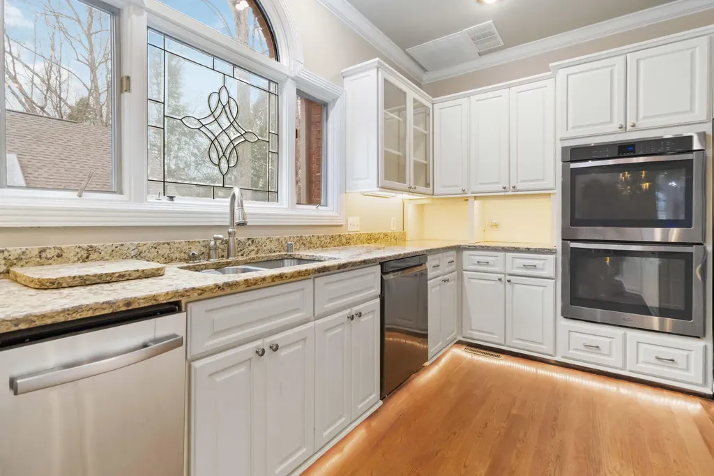 484 Woods Edge Drive London KY 40741