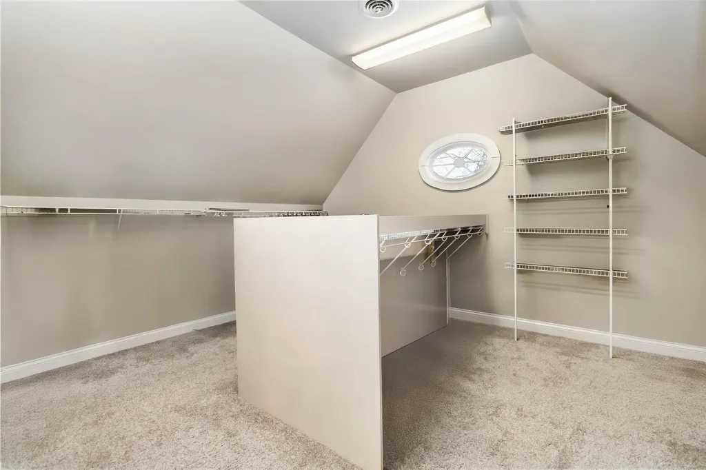 484 Woods Edge Drive London KY 40741