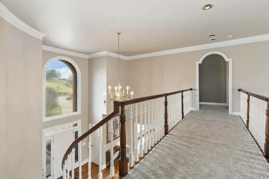 484 Woods Edge Drive London KY 40741