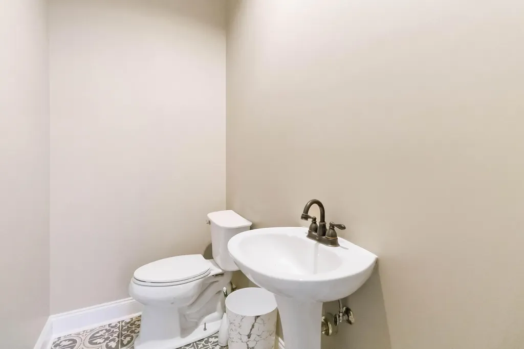 484 Woods Edge Drive London KY 40741