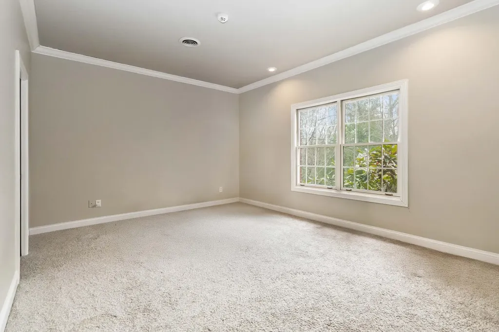 484 Woods Edge Drive London KY 40741