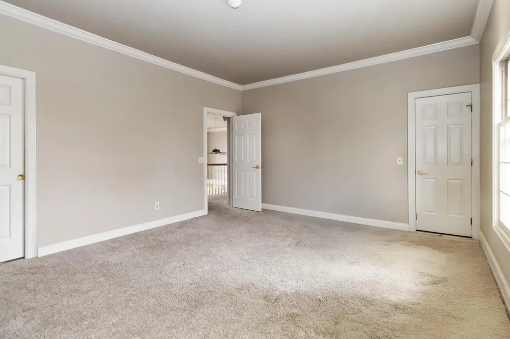 484 Woods Edge Drive London KY 40741